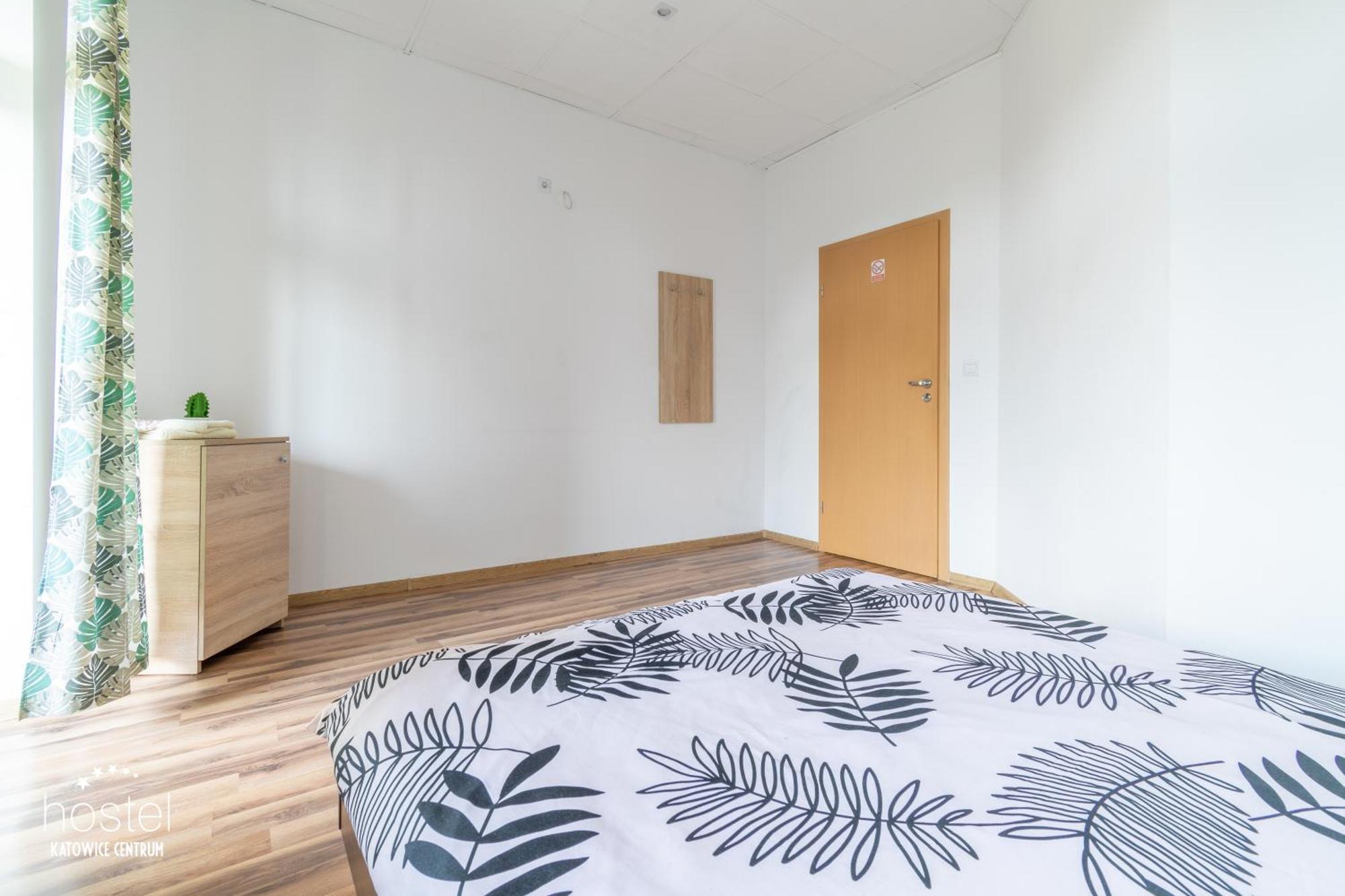 Hostel Katowice Centrum Rom bilde